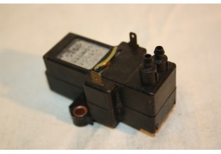 POMPE LAVE GLACE ELECTRIQUE STOP 76820...AUTOS DIVERS