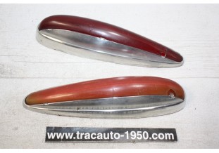 PAIRE DE CABOCHONS DE FEUX D'AILES D/G SCINTEX...PANHARD PL 17