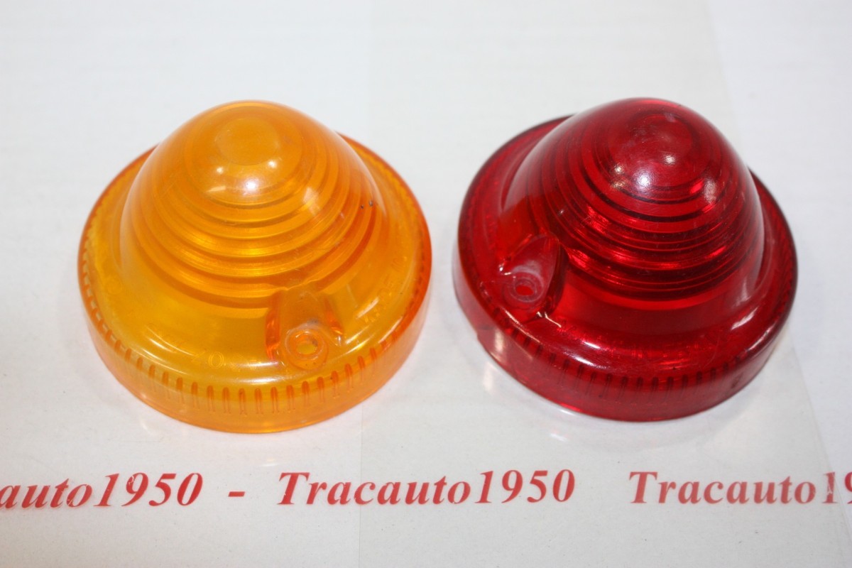 LOT DE 2 CABOCHONS DE FEUX ARRIERES D/G AXO...2CV AMI 6 MEHARI HY D...