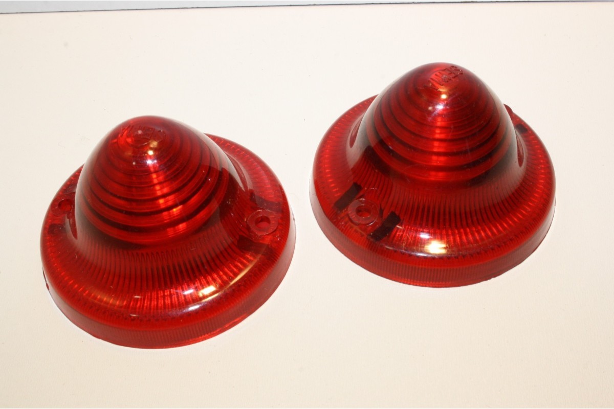 PAIRE DE CABOCHONS DE FEUX AR D/G SEIMA...CITROEN 2CV AK MEHARI HY DS BREAK