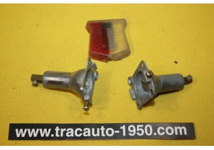 PAIRE DE PLATINES DE FEUX D'AILES PK 4121...ENAULT FLORIDE CARAVELLE