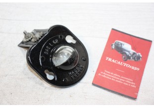 SUPPORT/CABOCHON D'ECLAIREUR DE PLAQUE DE POLICE PK 5816...RENAULT R8