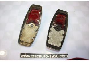 PAIRE DE CABOCHONS DE FEUX AR D/G LABINAL DOMINO...PEUGEOT 203