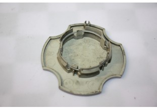 CENTRE DE ROUE GREIGE PEUGEOT 9612504680 90X90mm...PEUGEOT DIVERS