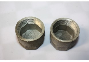 2 CENTRES DE ROUE ALU FILETEES Ø/48mm...AUTOS ANCIENNES COLLECTION