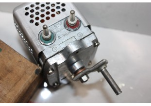 MOTEUR D'ESSUIE GLACE SEV MARCHAL TYPE 56 96174 6V...AUTOS ANCIENN...