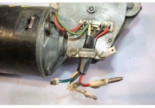 MOTEUR D'ESSUIE GLACE 12V BOSCH DHP12 0390346082...SIMCA TALBOT 1100 Ti