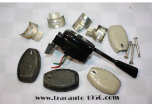LOT DE PIECES DE COMMODO DE CLIGNOTANT...CITROEN 2CV MEHARI
