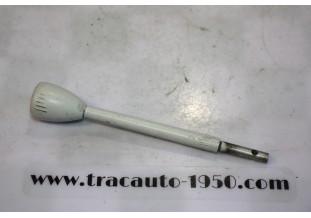 MANETTE DE COMMODO D'ECLAIRAGE...PEUGEOT 203 403