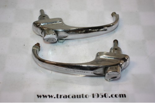 PAIRE DE POIGNEES DE POPRTES EXTERIEURES AV/AR...PEUGEOT 403