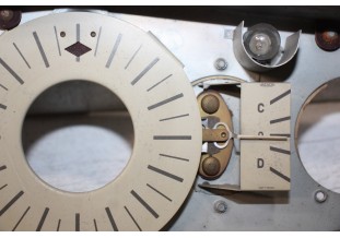 BLOC COMPTEUR INCOMPLET JAEGER 6v 160km/h...RENAULT FREGATE 1952/1955