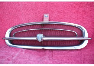 CALANDRE AVEC LOGO + GRILLE...PEUGEOT 403 8CV