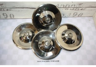 JEU DE 4 ENJOLIVEURS DE ROUE PEUGEOT 5415-31...PEUGEOT 604 104 ZR