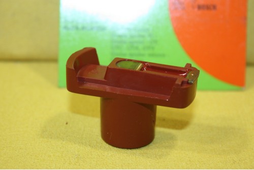 ROTOR BOSCH 1234332028 POUR ALLUMEUR BOSCH 4 CYL...ALFA ROMEO GIULA GT