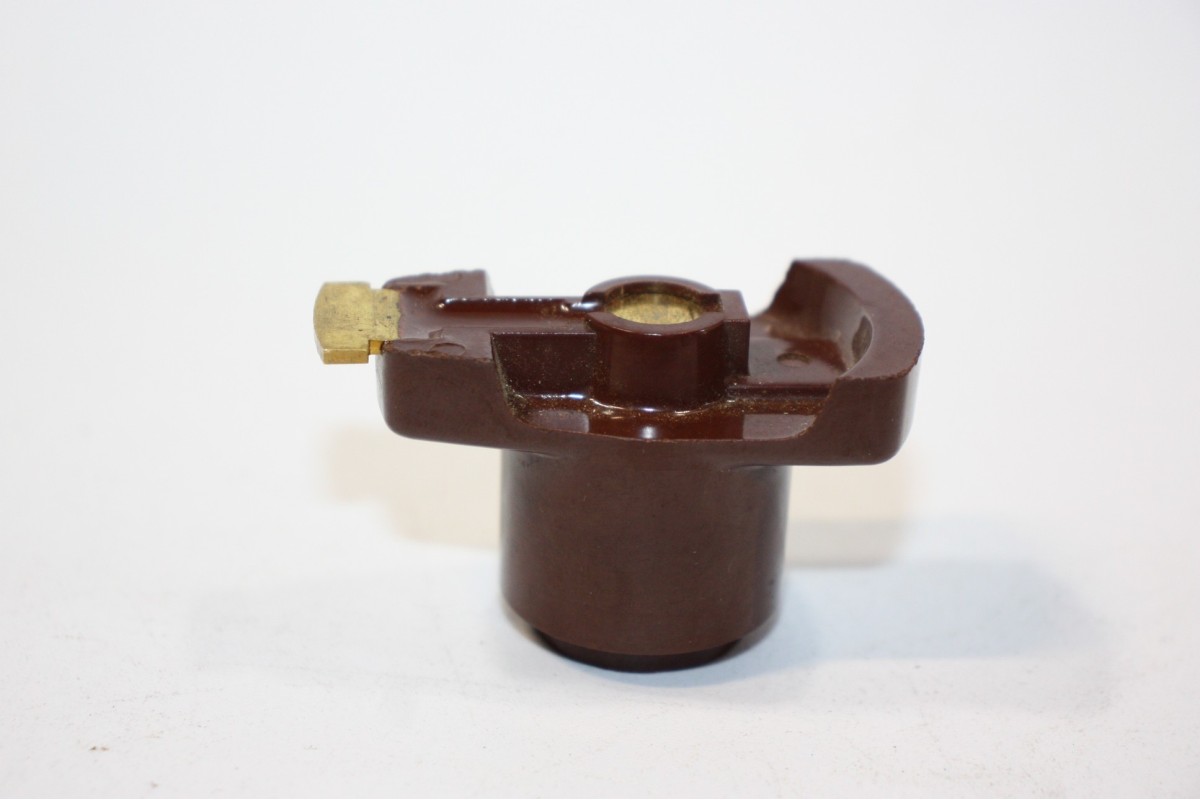 ROTOR NIPPON DENSO 19102-22010 POUR ALLUMEUR 4 CYL...TOYOTA DAIHATSU