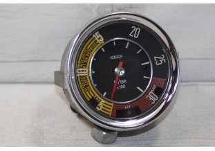 COMBINE COMPTE TOURS/INSTRUMENTS JAEGER 85325/02...SAVIEM voir descriptif