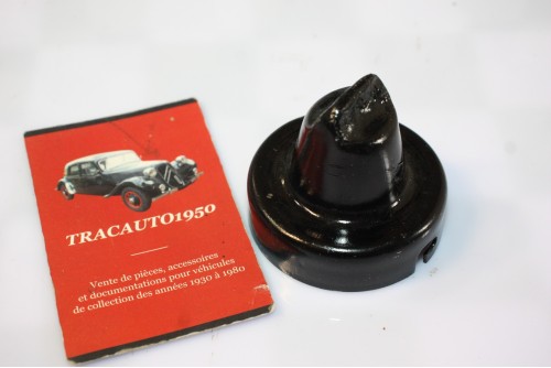 OBTURATEUR DE MANIVELLE DE DEMARRAGE...AUTOS ANCIENNES COLLECTIONS