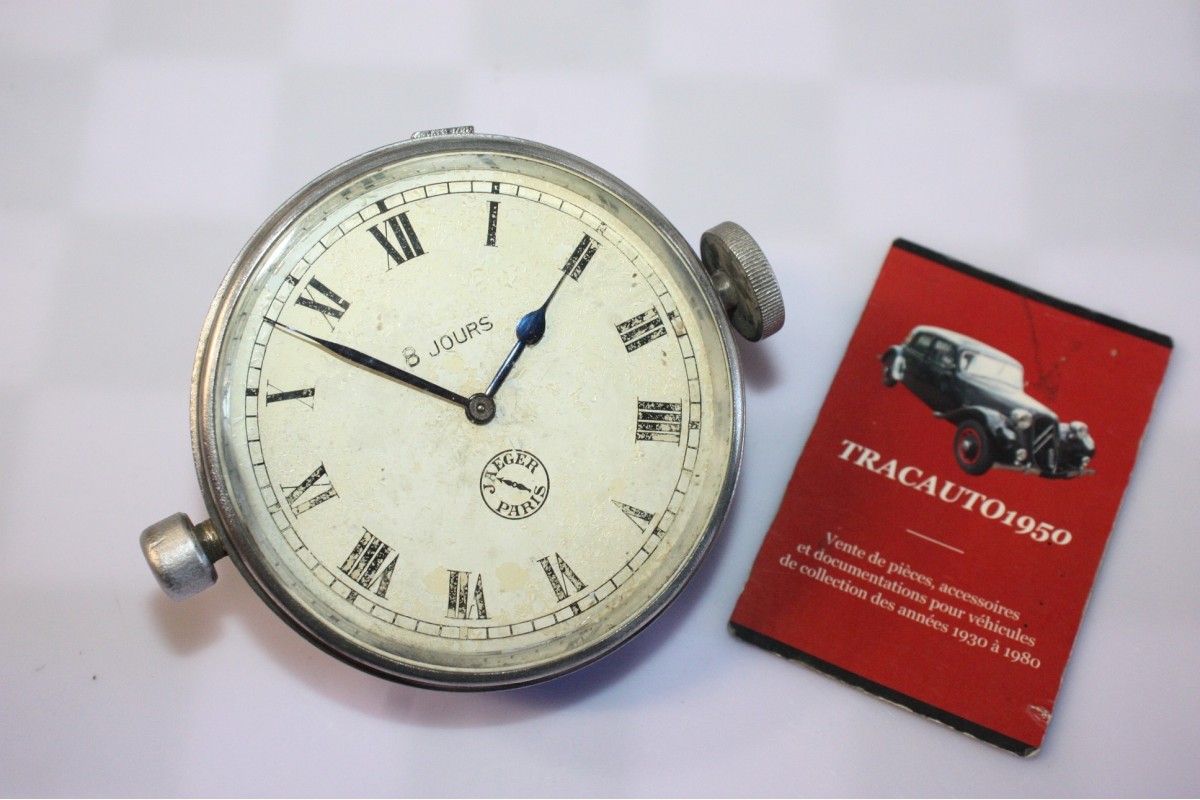 MONTRE DE BORD JAEGER 8 JOURS Ø/80mm...AUTOS ANCIENNES COLLECTIONS