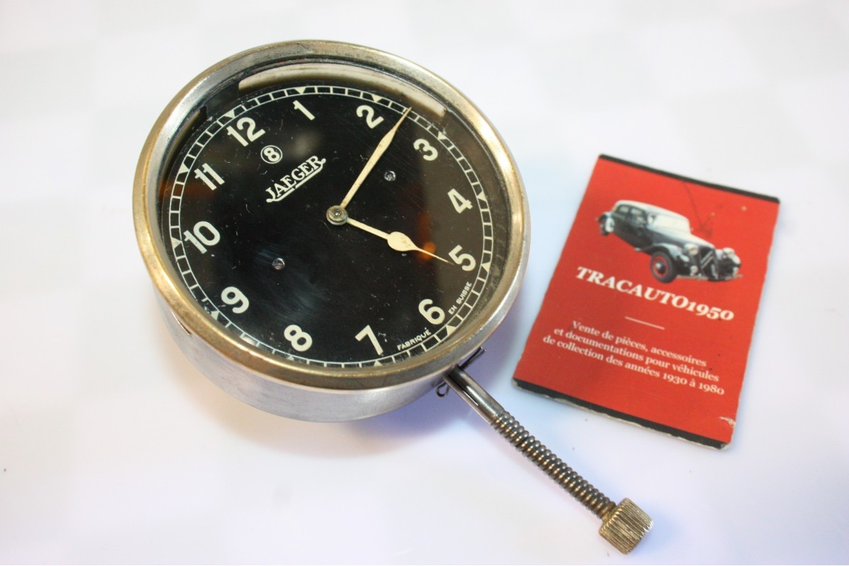 MONTRE DE BORD JAEGER 8 JOURS Ø/80mm...AUTOS ANCIENNES COLLECTIONS