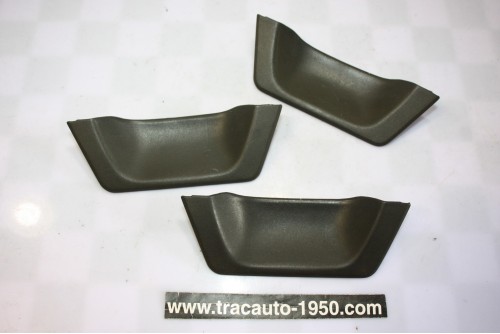 JEU DE 3 COQUILLES ENJOLIVEURS DE POIGNEES DE PORTES...AUTOS DIVERS