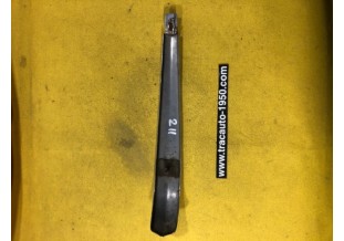 ENJOLIVEUR DE CAPOT REMPLACE LE LION...PEUGEOT 403