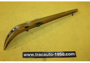 ENJOLIVEUR DE CAPOT REMPLACE LE LION...PEUGEOT 403