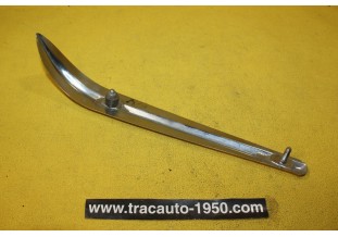 ENJOLIVEUR DE CAPOT REMPLACE LE LION...PEUGEOT 403