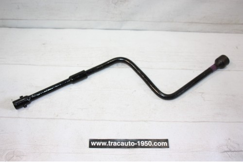 MANIVELLE DE DEMARRAGE ET CRIC...RENAULT 4CV ?? voir descriptif