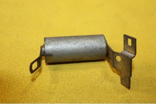 CONDENSATEUR SEV MARCHAL 43020103 POUR ALLUMEUR JUNIOR...4CV DAUPHINE ESTAFETTE