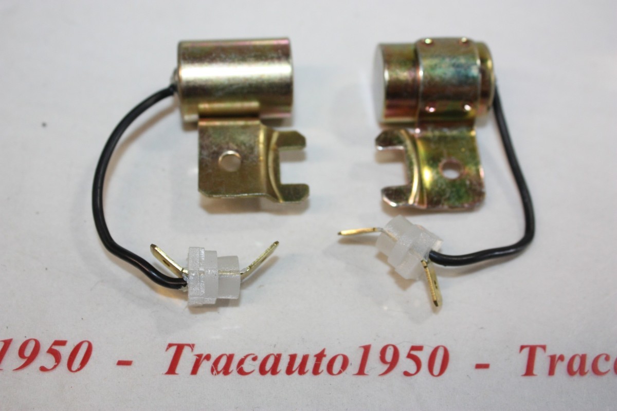 LOT DE 2 CONDENSATEURS BOSCH STANDARD 1237330080...AUTOS DIVERS