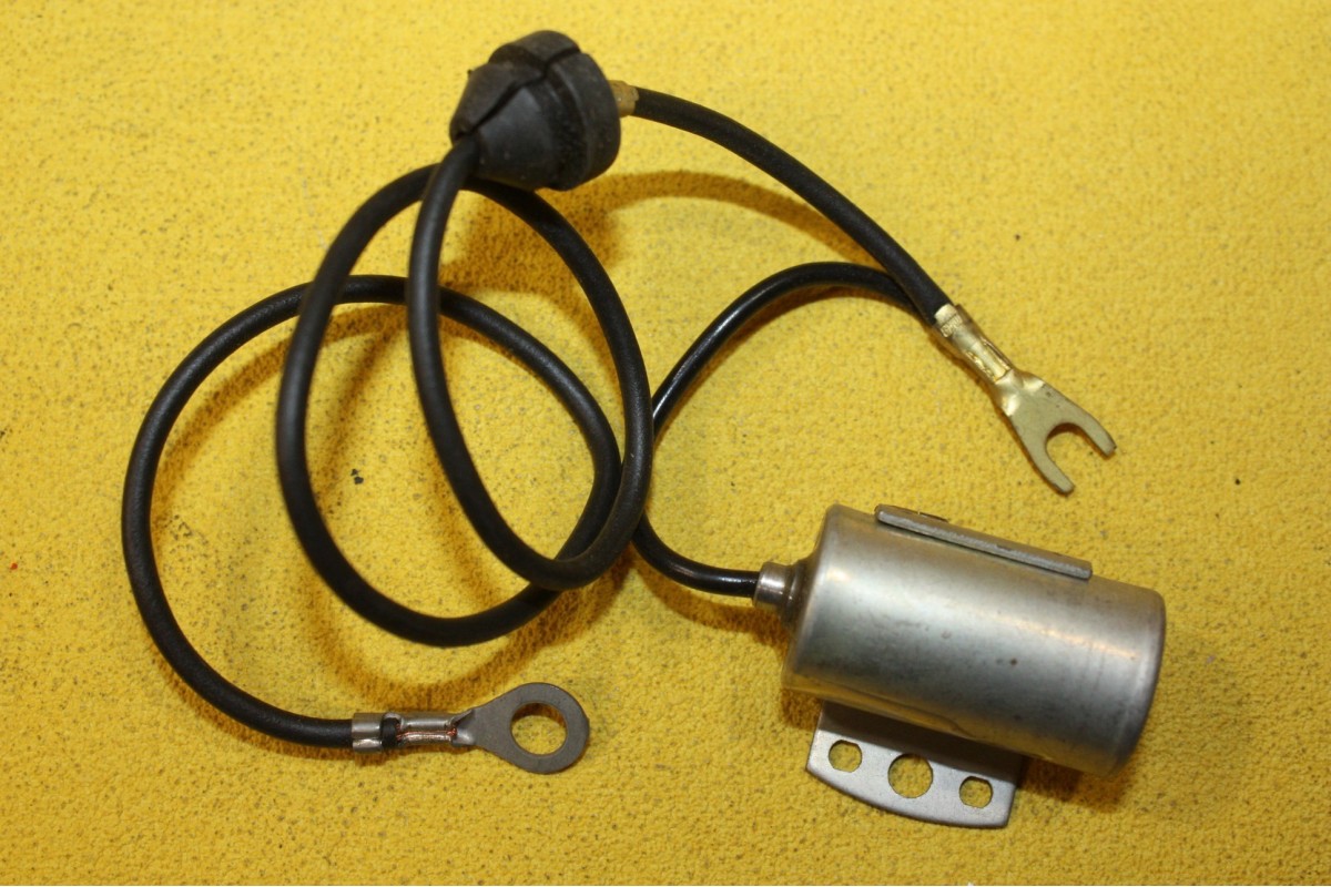 CONDENSATEUR MARELLI CE36A...FIAT 125 S