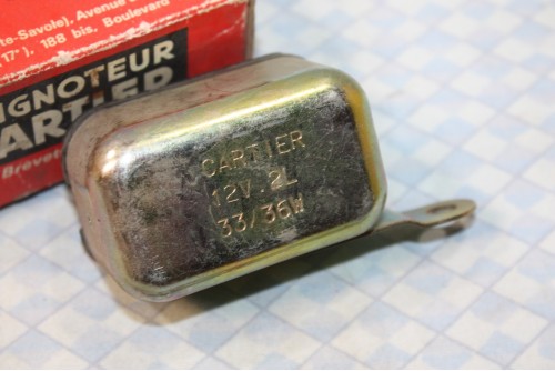 CENTRALE CLIGNOTANTE CARTIER 6703 12V 2L 33/36W...AUTOS DIVERSES
