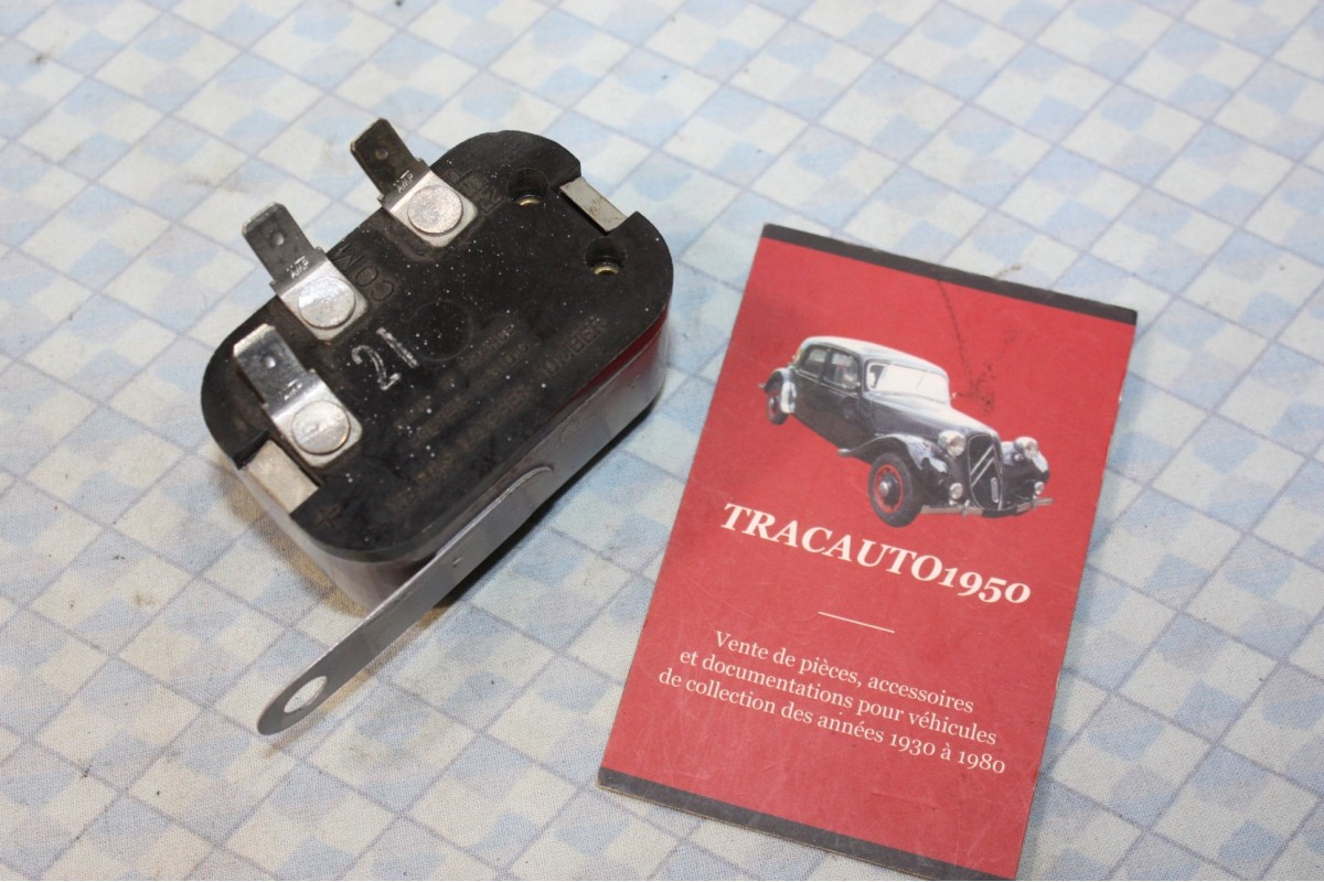 CENTRALE CLIGNOTANTE CARTIER 6V 2L 30/36W 3 BORNES....AUTOS DIVERSES