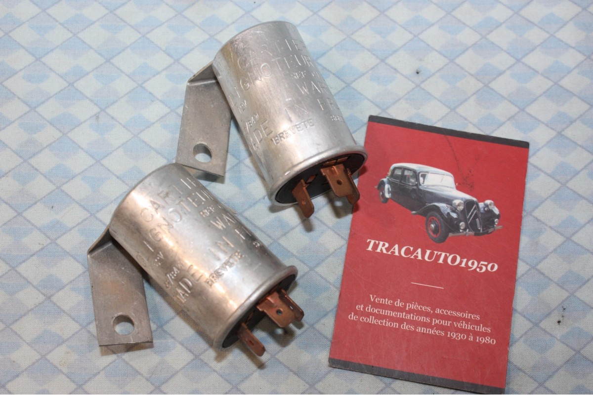 2 CENTRALES CLIGNOTANTES WARNING CARTIER CT6 12V 42/84W 3 BORNES...AUTOS DIVERSES