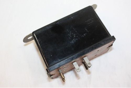 CENTRALE CLIGNOTANTE 24V SESALY Z8A1...CAMIONS REMORQUES DIVERS