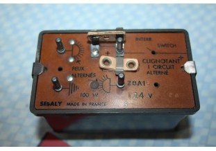 CENTRALE CLIGNOTANTE SESALY Z8A1 24V 100W 4 BORNES...CAMIONS REMORQUES DIVERS
