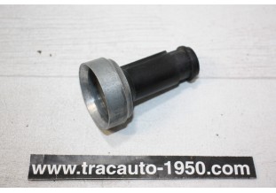 PORTE AMPOULE DE FEU ARRIERE PK LMP 3680...RENAULT DAUPHINE