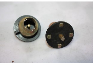 2 CONNECTEURS DE FEUX ARRIERES CLIGNOTANTS...CITROEN AMI 6