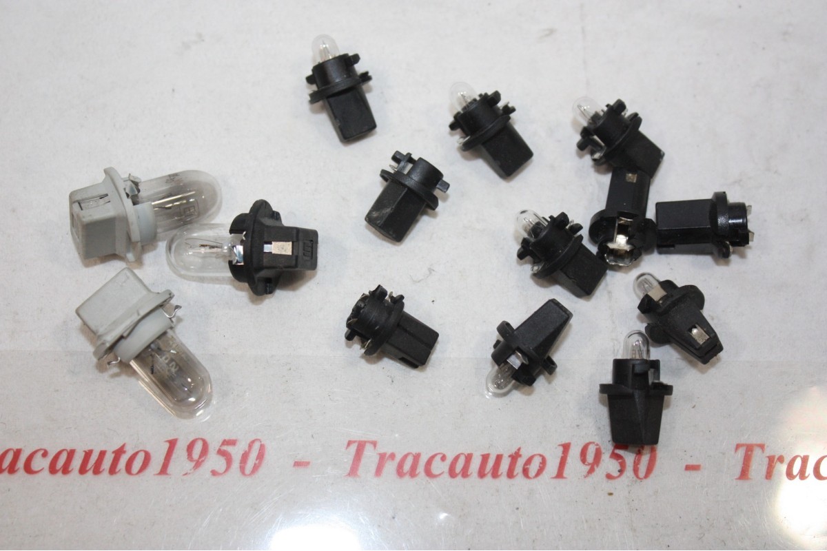 LOT DE LAMPES D'ECLAIRAGE DE  TABLEAU DE BORD JAEGER...PEUGEOT DIV...