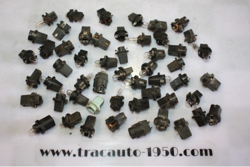 LOT DE PORTES AMPOULES D'ECLAIRAGE DE COMPTEUR...PEUGEOT CITROEN RENAULT