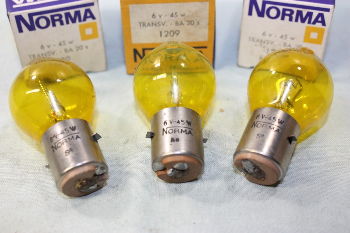 LOT DE 3 AMPOULES DE PHARES 6V 45W NORMA 1209...AUTOS ANCIENNES