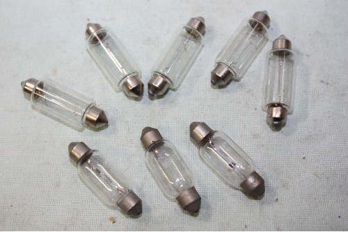 8 LAMPES NAVETTES 6V 18W L/41-43mm...AUTOS MOTOS ANCIENNES