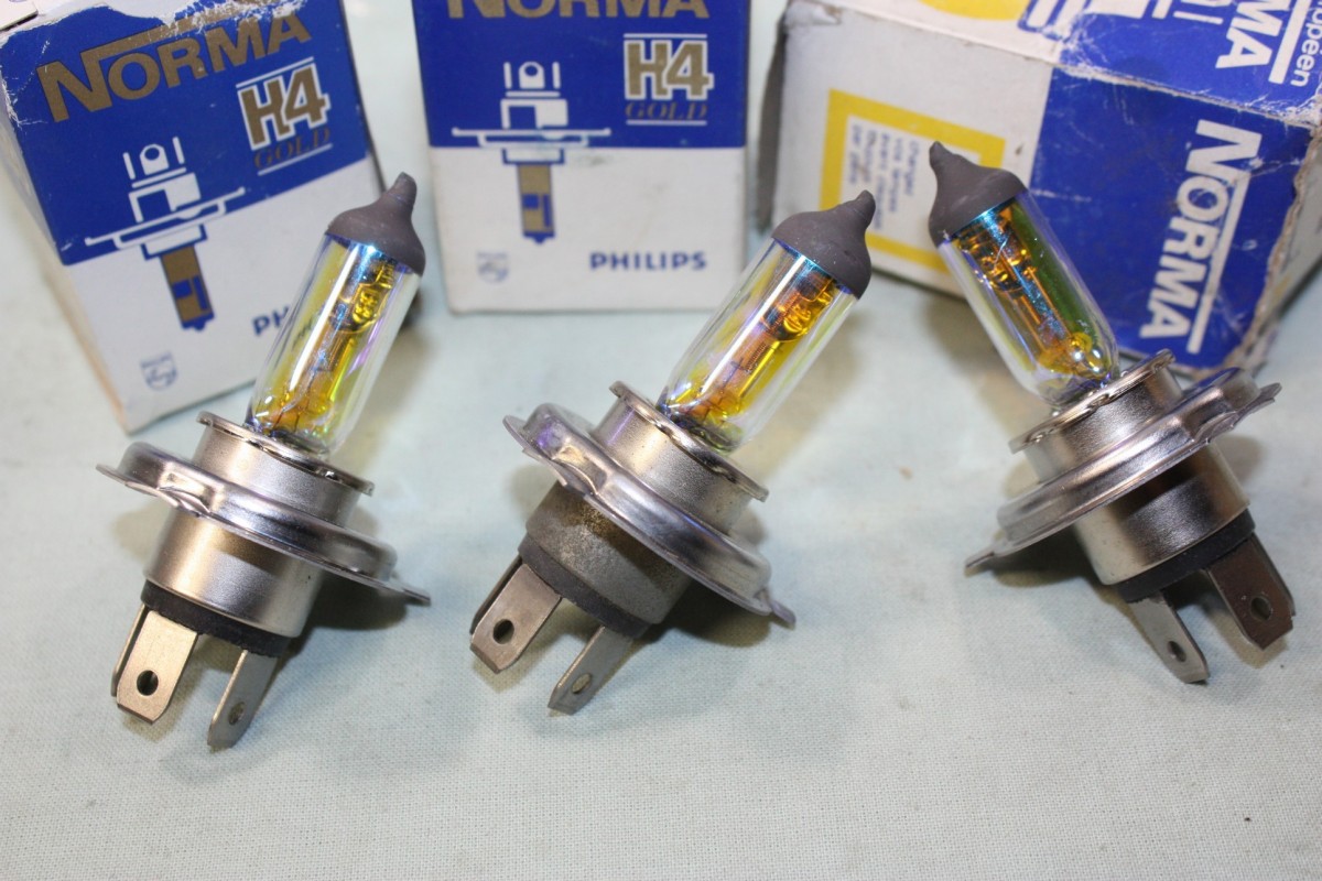 3 AMPOULES DE PHARES 12V 60/55W H4 GOLD NORMA...AUTOS ANCIENNES DIVERSES