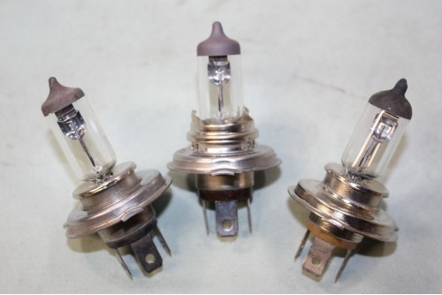 3 AMPOULES DE PHARES 12V 60/55W H4 IODE NORMA 413...AUTOS ANCIENNES DIVERSES