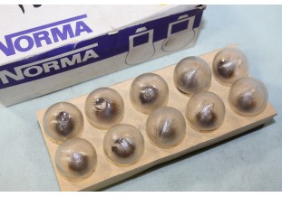 BOITEDE 10 LAMPES STOP 12V 18/4W BAY15D NORMA 1319...AUTOS ANCIENNES DIVERS