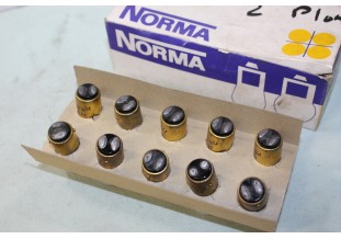 BOITEDE 10 LAMPES STOP 12V 18/4W BAY15D NORMA 1319...AUTOS ANCIENNES DIVERS