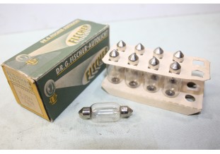 BOITE DE 9 NAVETTES DE PHARES 12V 18W FISCHER 10/2844...AUTOS NCIENNES DIVERS
