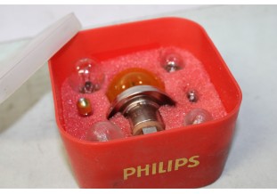 COFFRET DE LAMPES DE SECOURS 12V IODE CE PHILIPS...PEUGEOT 204 ET DIVERS