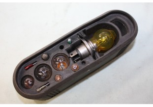COFFRET DE LAMPES DE SECOURS 12V H4 60/55W P43T...AUTOS DIVERSES