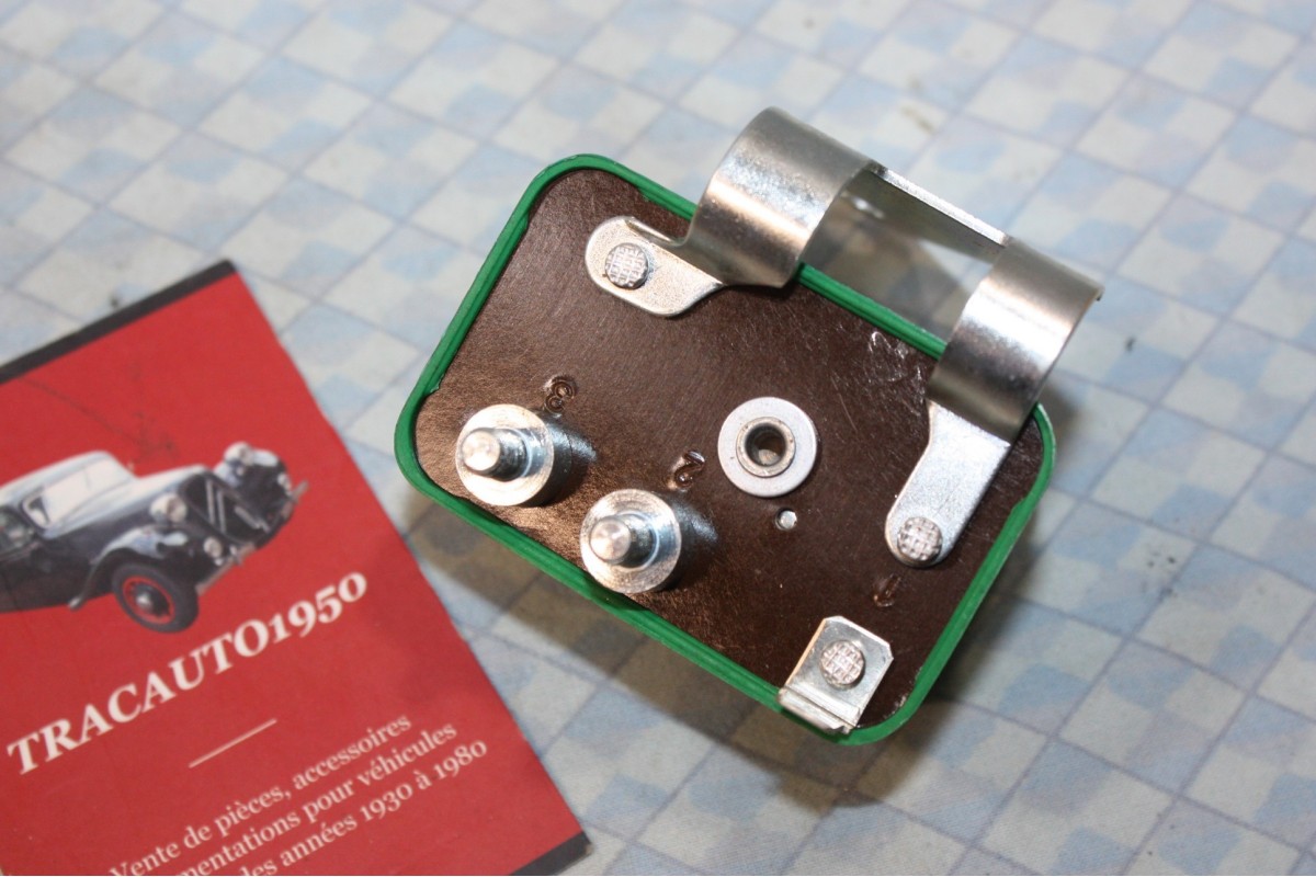 RELAIS DEVIATEUR 12V SEIMA 2018 3 BORNES...AUTOS ANCIENNES DIVERSES